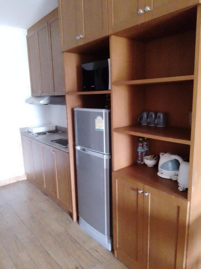 View Talay 6 Suite Apartments Pattaya Eksteriør billede