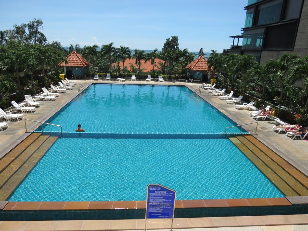 View Talay 6 Suite Apartments Pattaya Eksteriør billede