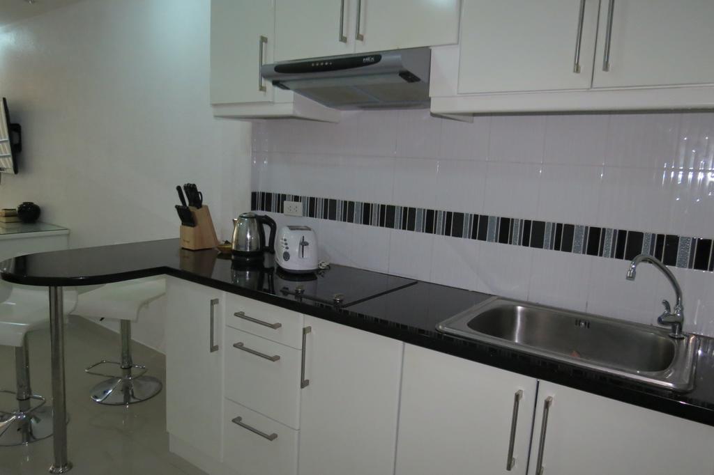 View Talay 6 Suite Apartments Pattaya Værelse billede