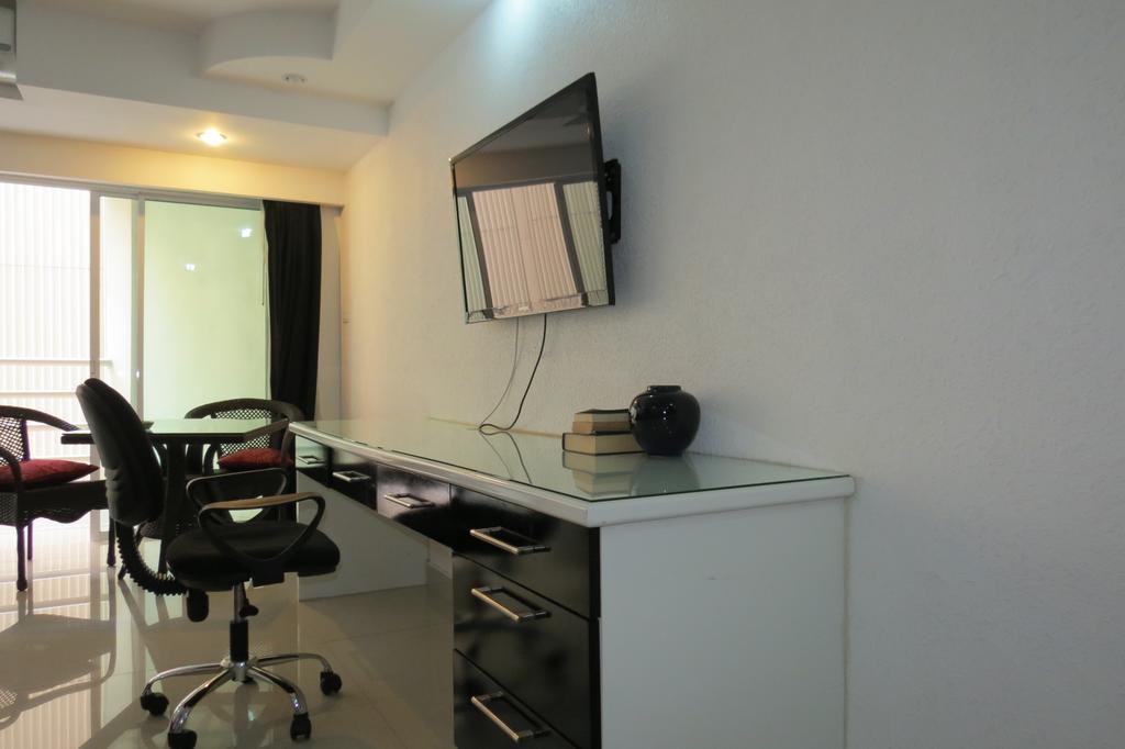 View Talay 6 Suite Apartments Pattaya Eksteriør billede