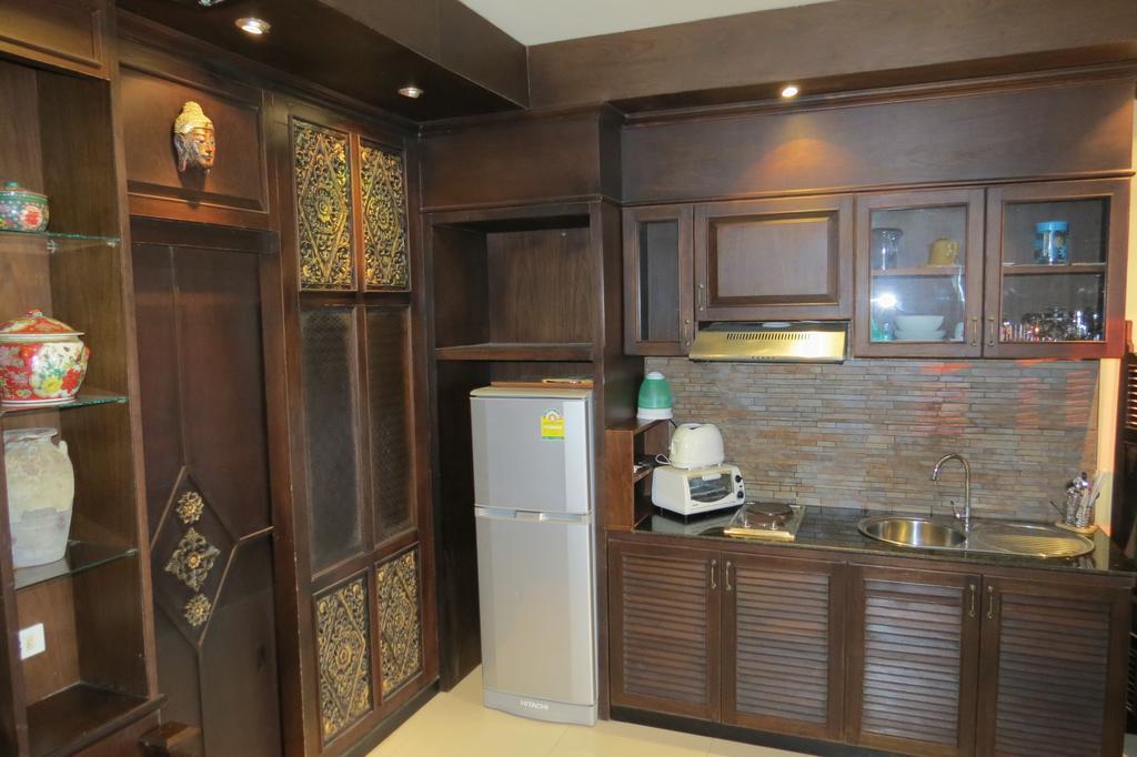 View Talay 6 Suite Apartments Pattaya Værelse billede
