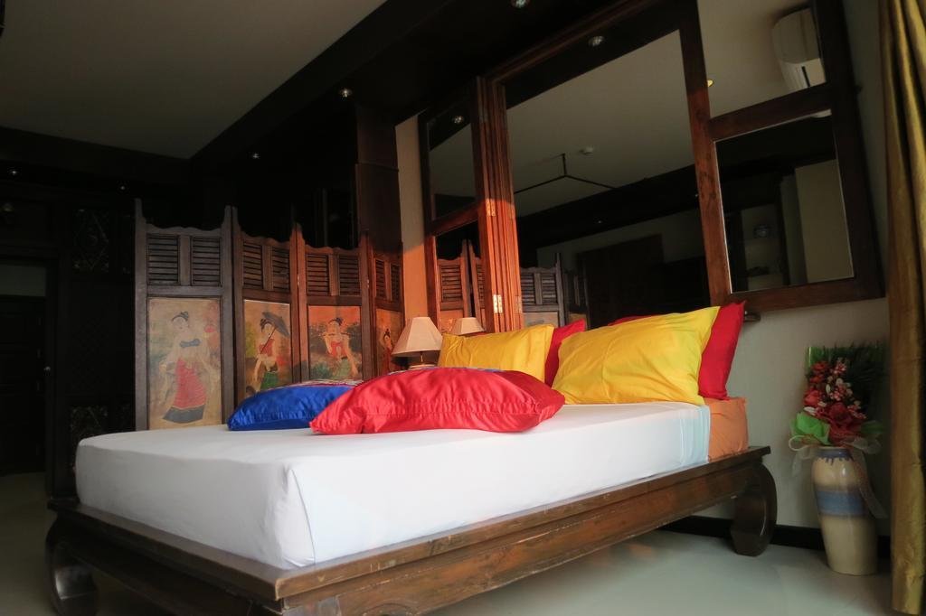 View Talay 6 Suite Apartments Pattaya Eksteriør billede
