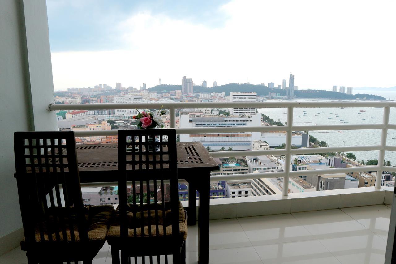 View Talay 6 Suite Apartments Pattaya Eksteriør billede