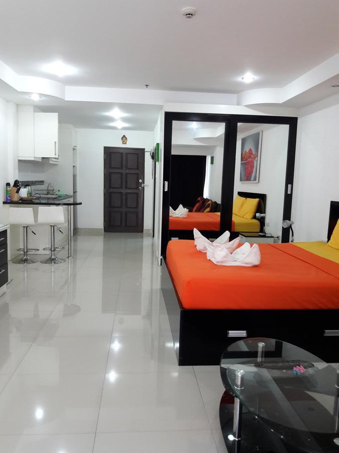 View Talay 6 Suite Apartments Pattaya Eksteriør billede