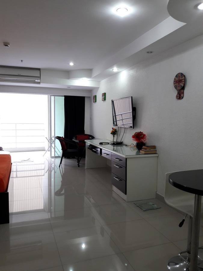 View Talay 6 Suite Apartments Pattaya Eksteriør billede