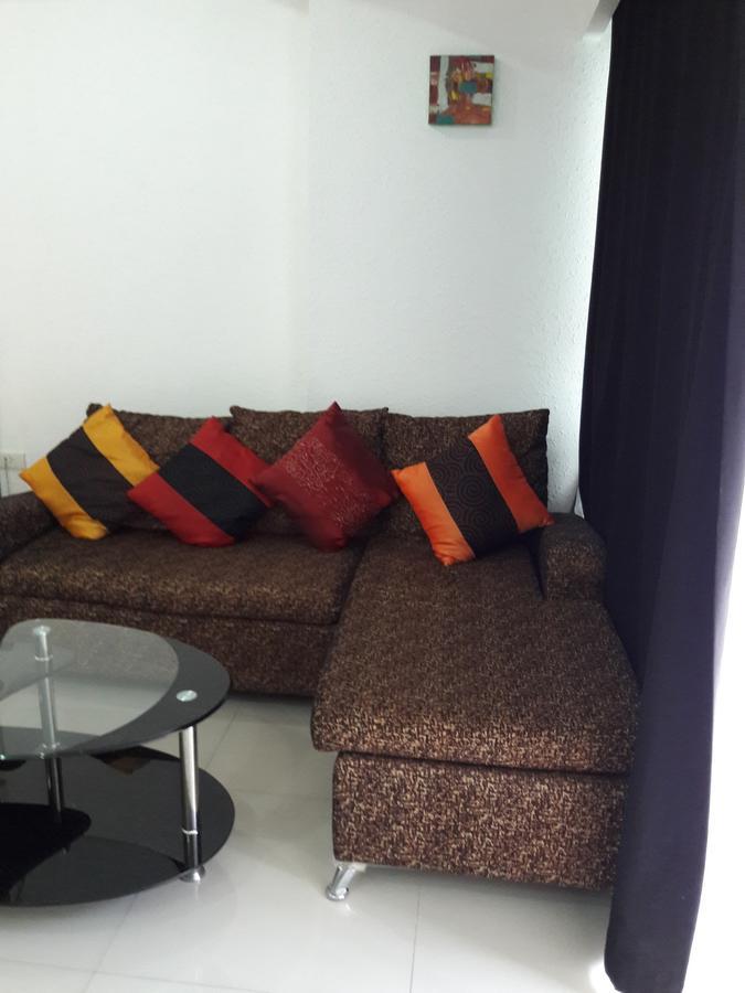 View Talay 6 Suite Apartments Pattaya Eksteriør billede